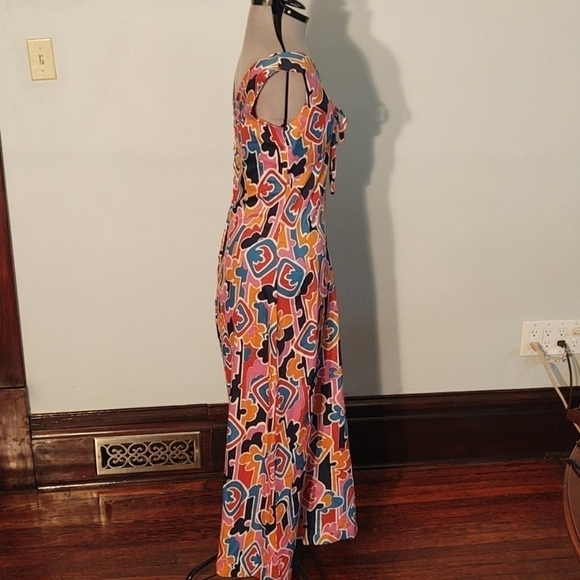 Colorful Printed Maxi Dress - Picture 4 of 8